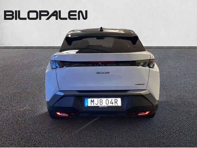 Begagnad Peugeot 3008 Ultimate 136 HK (100 kW) 2025 Vit SUV