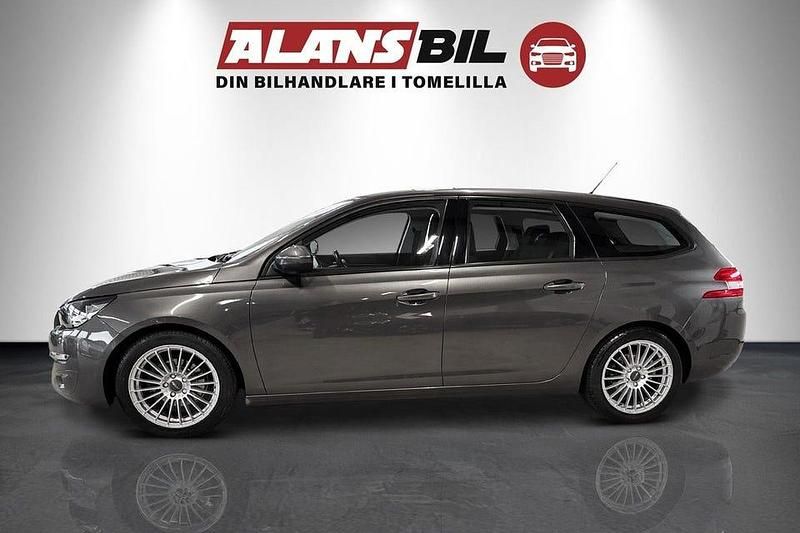 Begagnad Peugeot 308 Active 110 HK (80 kW) 2015 Okänd Kombi