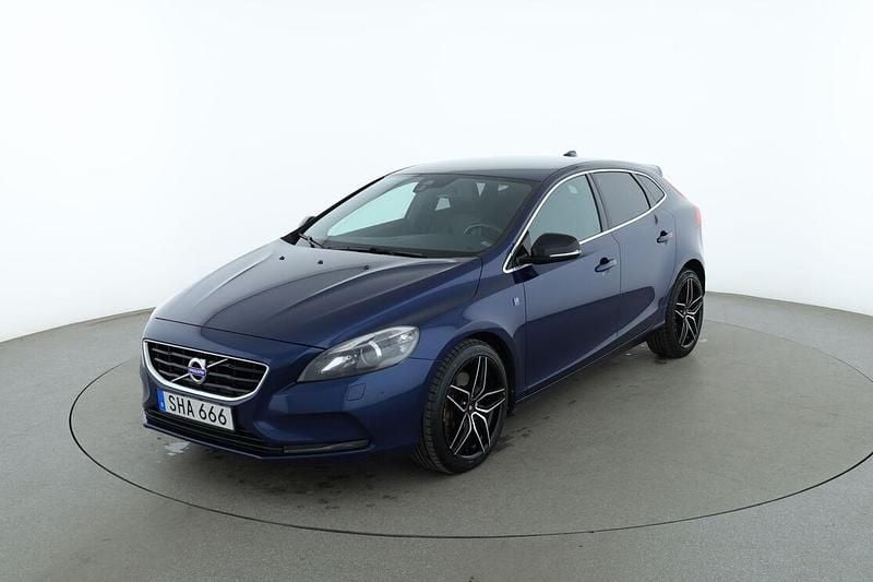 Blå Begagnad 2015 Volvo V40 Ocean Race Kombi | 132 000 kr (Superpris) - Bild 1/3