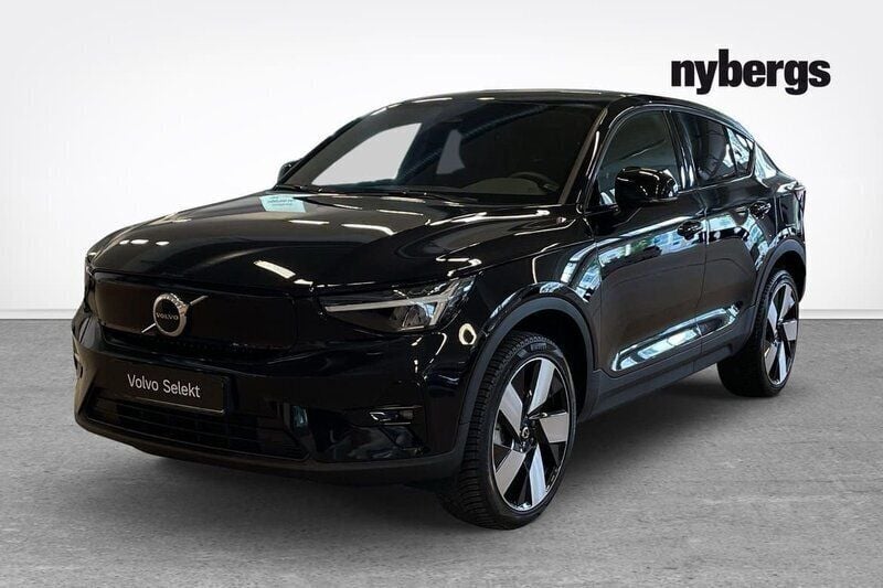 Svart Begagnad 2023 Volvo EC40 Plus SUV | 379 000 kr (Marknadspris) - Bild 1/4