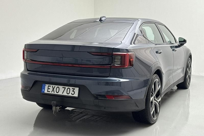 Begagnad Polestar 2 Performance 350 kW (476 HK) 2024 Mörkblå Halvkombi