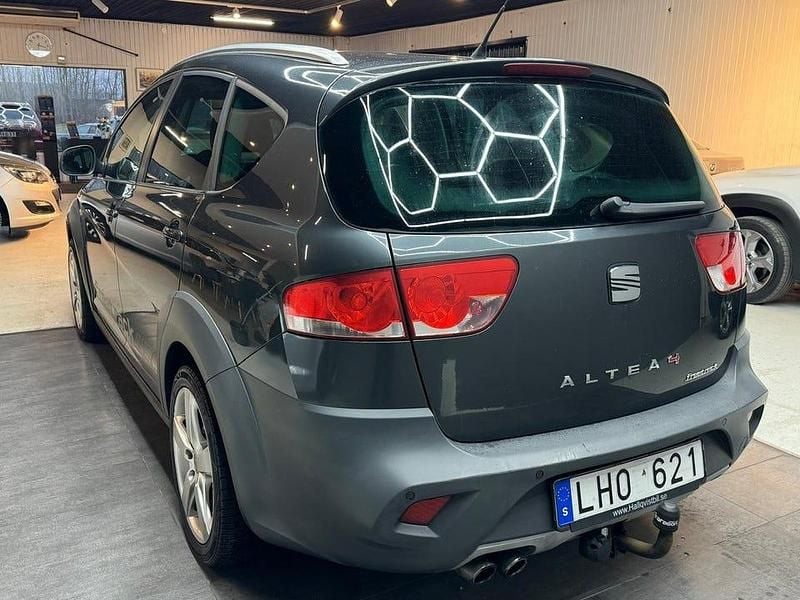 Begagnad Seat Altea 173 HK (127 kW) 2008 Grå