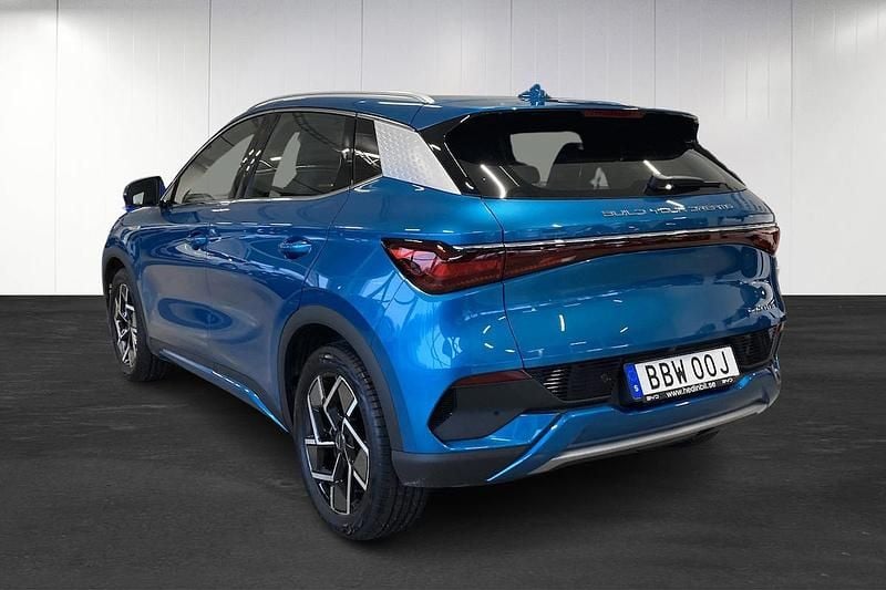 Begagnad BYD Atto 3 Design 150 kW (204 HK) 2022 Blå SUV