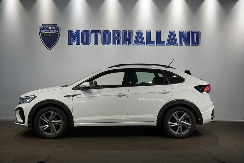 Vit Begagnad 2022 VW Taigo R-line SUV | 229 900 kr (Marknadspris) - Bild 1/4