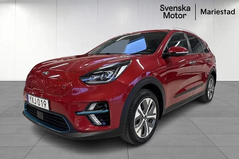 Röd Begagnad 2019 Kia e-Niro Advance SUV | 169 200 kr (Marknadspris) - Bild 1/4