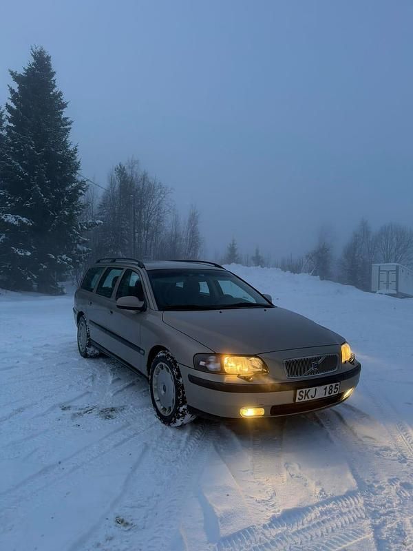 Begagnad Volvo V70 200 HK (147 kW) 2001 Kombi