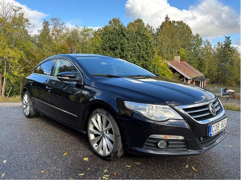 Svart Begagnad 2010 VW CC Sedan | 89 900 kr (Lite dyr) - Bild 1/4