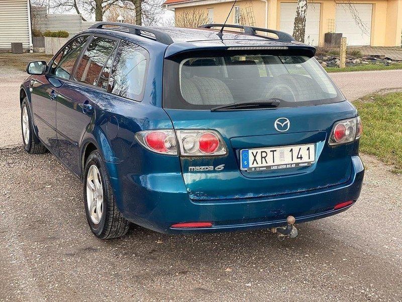 Begagnad Mazda 6 Inclusive 166 HK (122 kW) 2005 Blå Kombi