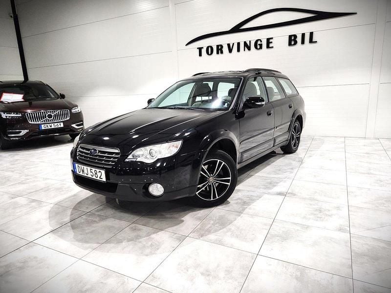 Svart Begagnad 2008 Subaru Outback SUV | 49 900 kr (Marknadspris) - Bild 1/4