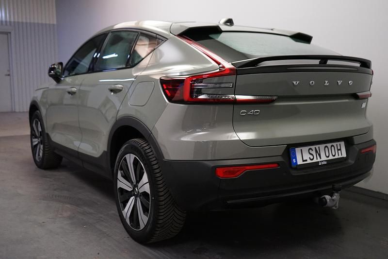 Begagnad Volvo C40 Single Motor 169 kW (231 HK) 2022 Grön SUV