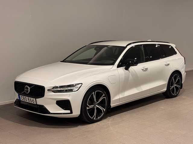 Begagnad 2023 Volvo V60 Kombi | 409 500 kr (Dyr) - Bild 1/3