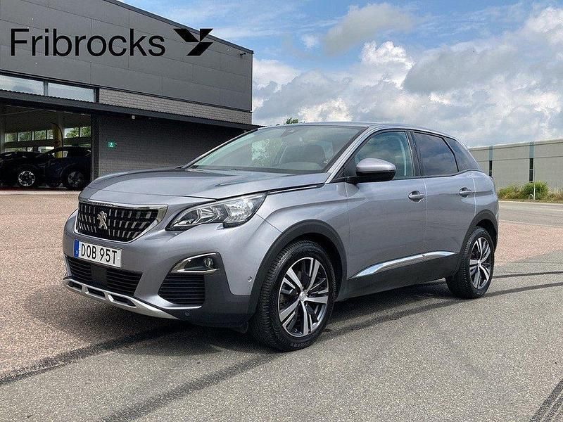 Grå Begagnad 2020 Peugeot 3008 Allure SUV | 189 900 kr (Marknadspris) - Bild 1/4