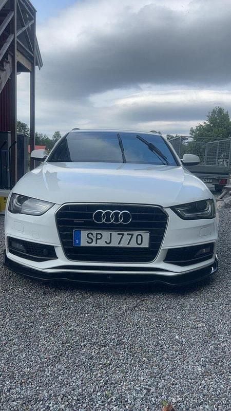 Vit Begagnad 2014 Audi A4 S-Line Kombi | 100 000 kr (Marknadspris) - Bild 1/4