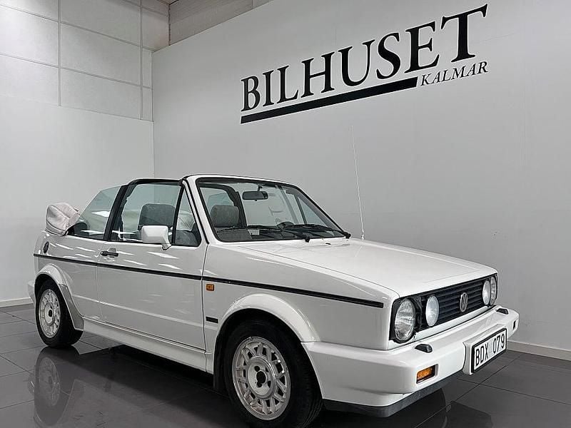 Begagnad VW Golf Cabriolet 98 HK (72 kW) 1991 Vit Cab