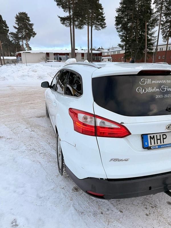 Begagnad Ford Focus 115 HK (84 kW) 2012 Kombi