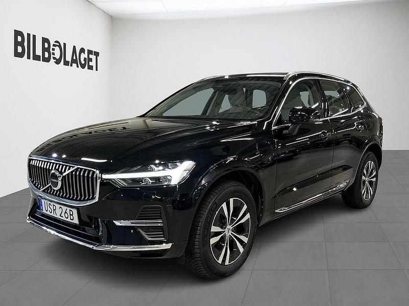 Svart Begagnad 2023 Volvo XC60 Core SUV | 479 800 kr (Bra pris) - Bild 1/4