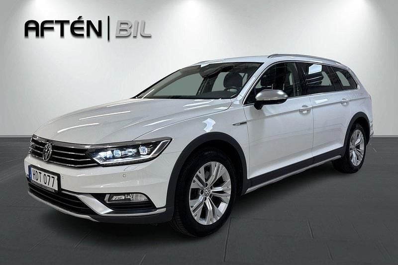 Vit Begagnad 2018 VW Passat Alltrack Kombi | 229 800 kr (Marknadspris) - Bild 1/3