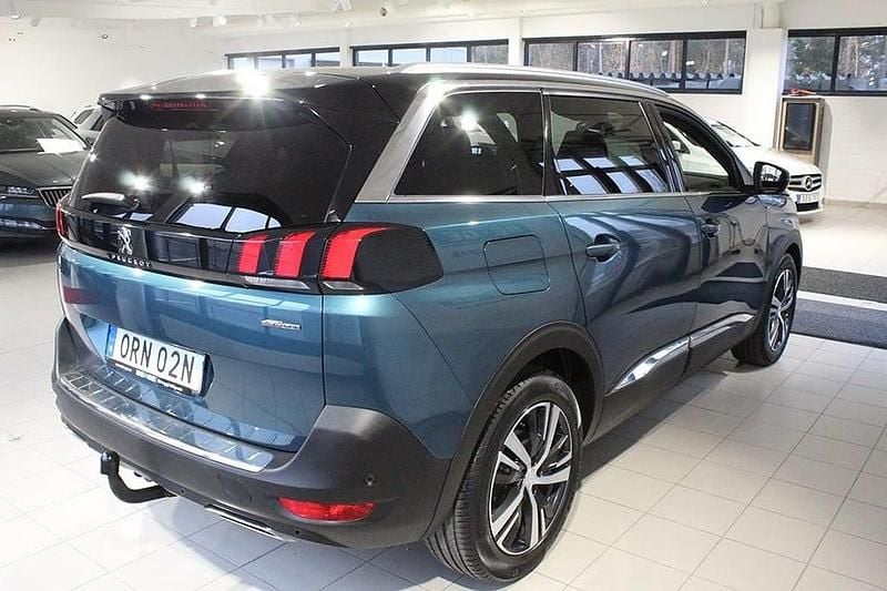 Begagnad Peugeot 5008 GT-line 132 HK (97 kW) 2020 Grön SUV