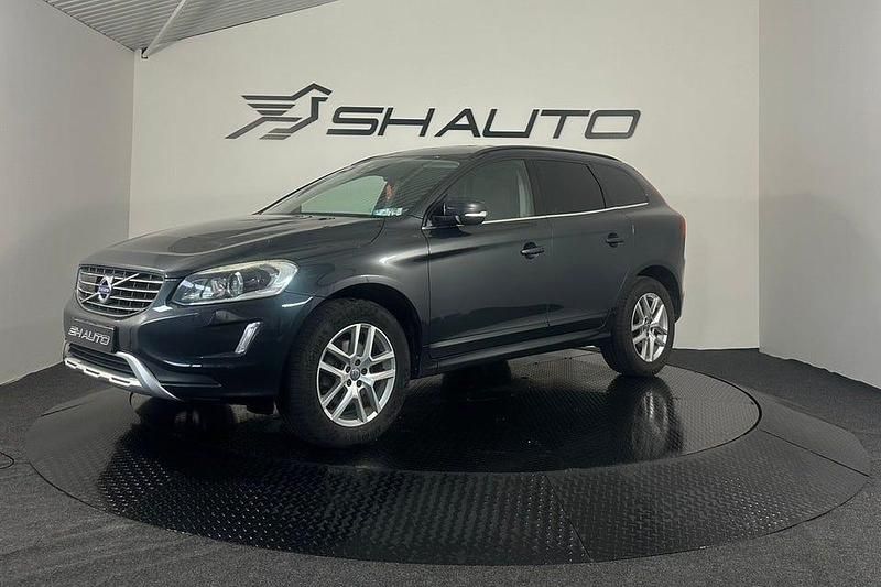 Grå Begagnad 2016 Volvo XC60 Momentum SUV | 159 900 kr (Marknadspris) - Bild 1/4