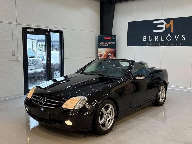 Begagnad Mercedes SLK200 2004 Svart Cab