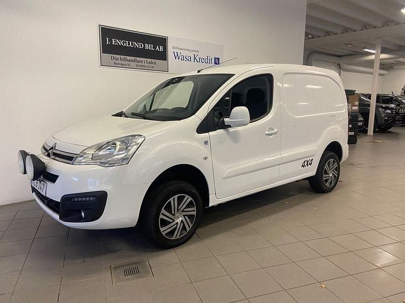 Vit Begagnad 2018 Citroën Berlingo Minibuss | 149 900 kr (Bra pris) - Bild 1/4