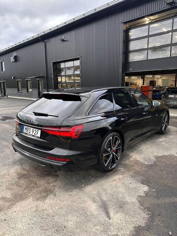 Begagnad Audi S6 344 HK (253 kW) 2024 Svart Kombi