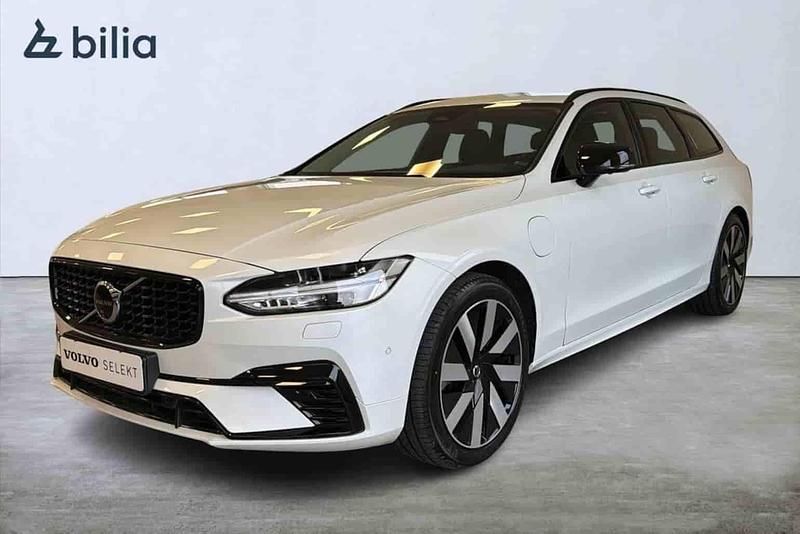 Vit Begagnad 2025 Volvo V90 Kombi | 479 900 kr (Marknadspris) - Bild 1/1