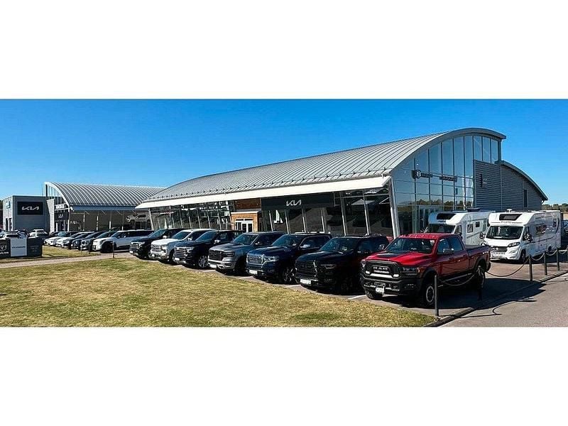 Grå Begagnad 2015 Audi A3 Sportback Ambition Halvkombi | 159 500 kr (Marknadspris) - Bild 1/1
