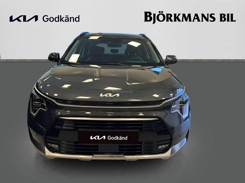 Begagnad Kia Niro 94 HK (69 kW) 2024 /agt/ interstellar grey m SUV