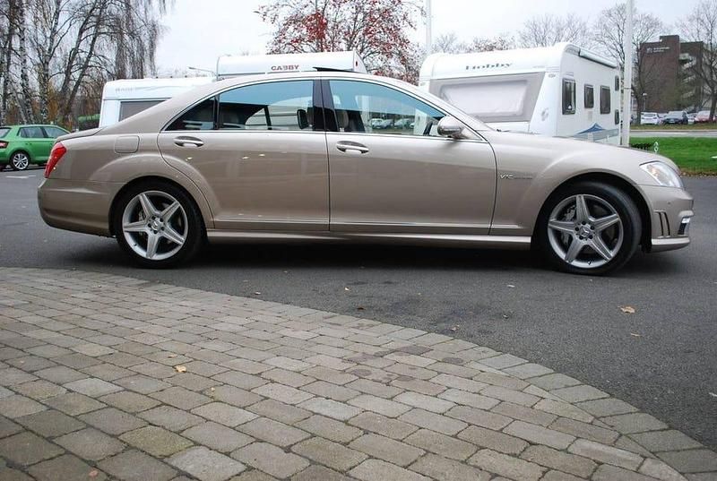 Begagnad Mercedes S600L Exclusive 517 HK (380 kW) 2006 Gul Sedan