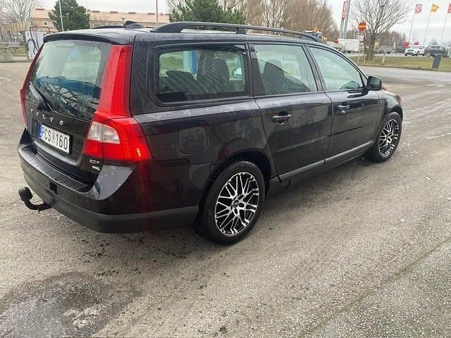 Begagnad 2010 Volvo V70 Kombi | 36 000 kr (Superpris) - Bild 1/4