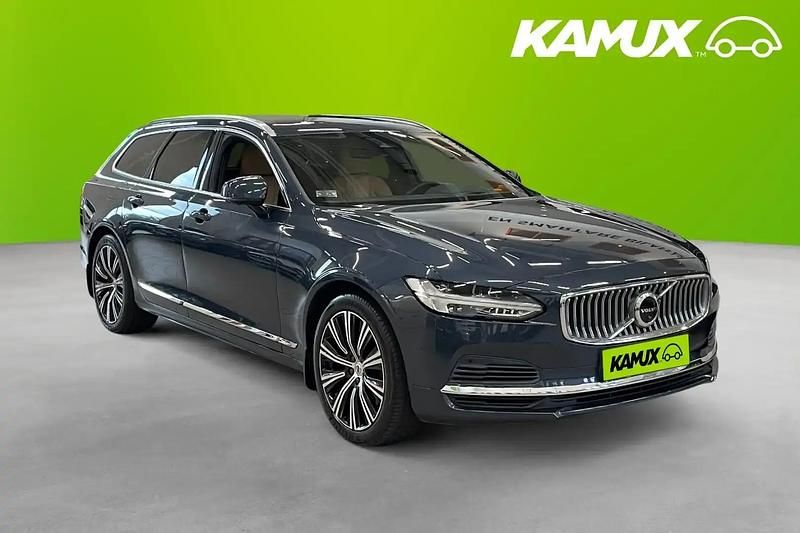 Blå Begagnad 2023 Volvo V90 Ultimate Kombi | 489 700 kr (Superpris) - Bild 1/4