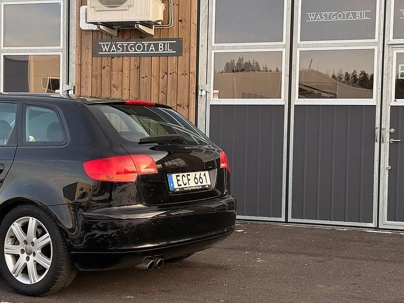 Begagnad Audi A3 Sportback 200 HK (147 kW) 2006 Svart Halvkombi