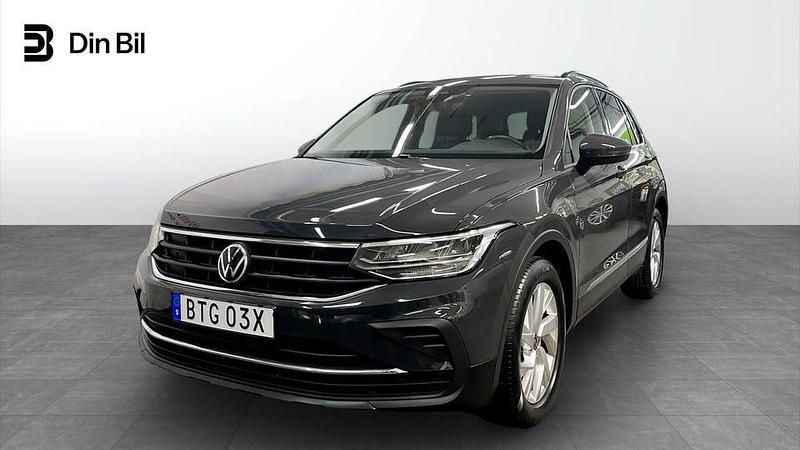 Begagnad VW Tiguan 150 HK (110 kW) 2021 Grå SUV