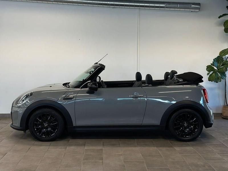 Begagnad Mini Cooper 136 HK (100 kW) 2022 Moonwalk grey Halvkombi