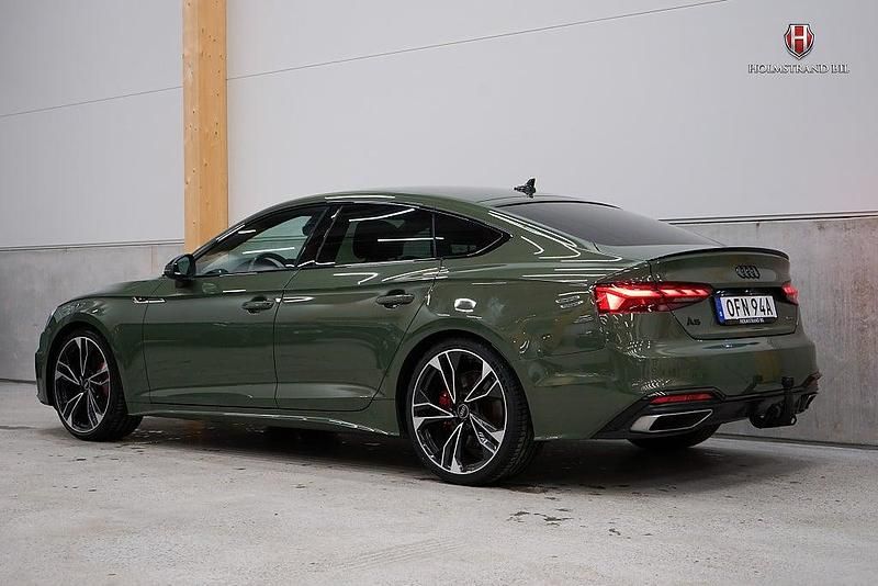 Begagnad Audi A5 Sportback S-Line 265 HK (194 kW) 2022 Grön Halvkombi