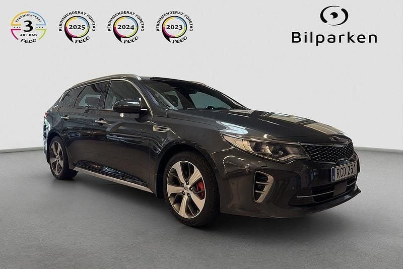 Grå Begagnad 2016 Kia Optima GT-Line Kombi | 139 990 kr (Marknadspris) - Bild 1/4