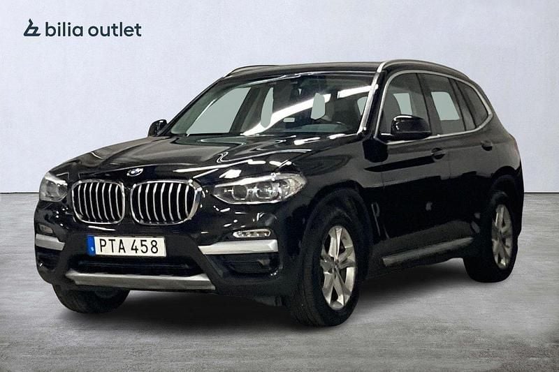 Svart Begagnad 2018 BMW X3 SUV | 289 900 kr (Marknadspris) - Bild 1/3