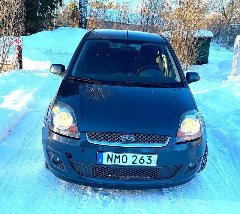 Begagnad 2008 Ford Fiesta | 22 000 kr - Bild 1/4
