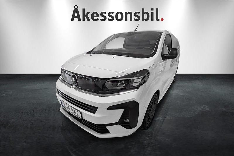 Vit kaolin Ny 2025 Opel Vivaro Elite Minibuss | 498 310 kr (Marknadspris) - Bild 1/4