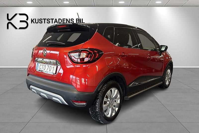 Begagnad Renault Captur 118 HK (86 kW) 2018 Röd SUV