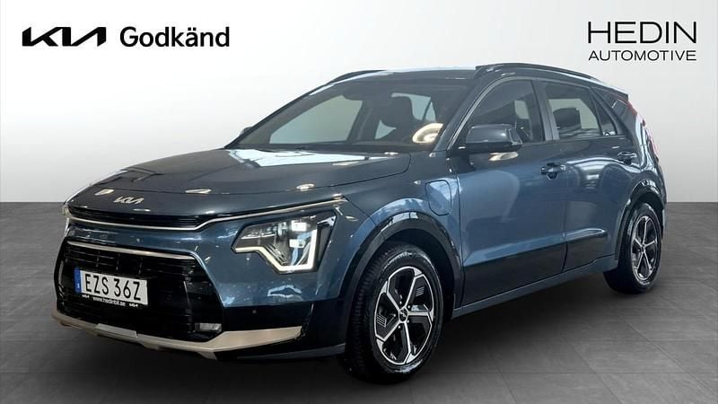 Blå (blue) Begagnad 2022 Kia Niro SUV | 279 900 kr (Superpris) - Bild 1/4