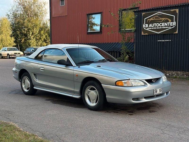 Silver Begagnad 1994 Ford Mustang Cab | 59 900 kr - Bild 1/4