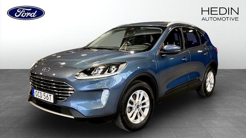 Blå Begagnad 2023 Ford Kuga Titanium SUV | 269 900 kr (Marknadspris) - Bild 1/4
