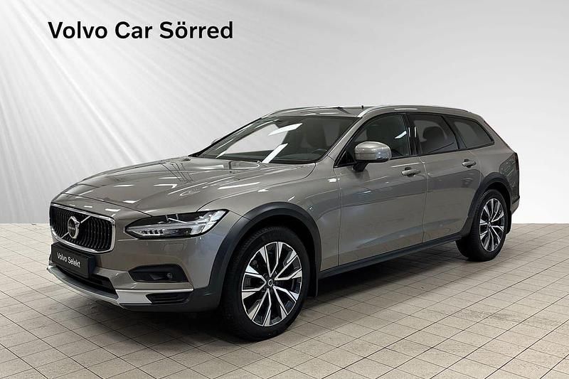 Grå Begagnad 2020 Volvo V90 CC Kombi | 429 900 kr (Lite dyr) - Bild 1/3