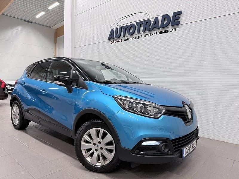 Blå Begagnad 2015 Renault Captur Dynamique SUV | 79 900 kr (Marknadspris) - Bild 1/4