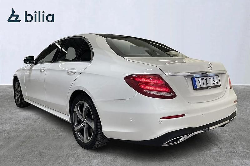 Begagnad Mercedes E220 AMG 194 HK (142 kW) 2017 Vit Sedan