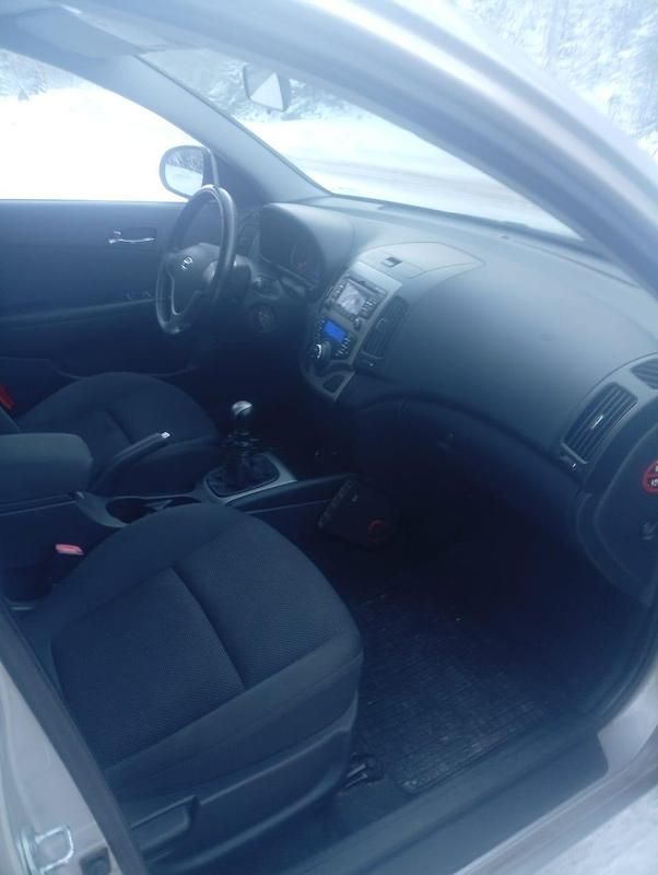 Begagnad Hyundai i30 126 HK (92 kW) 2009 Kombi