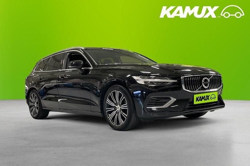 Svart Begagnad 2021 Volvo V60 Inscription Kombi | 298 700 kr (Superpris) - Bild 1/4