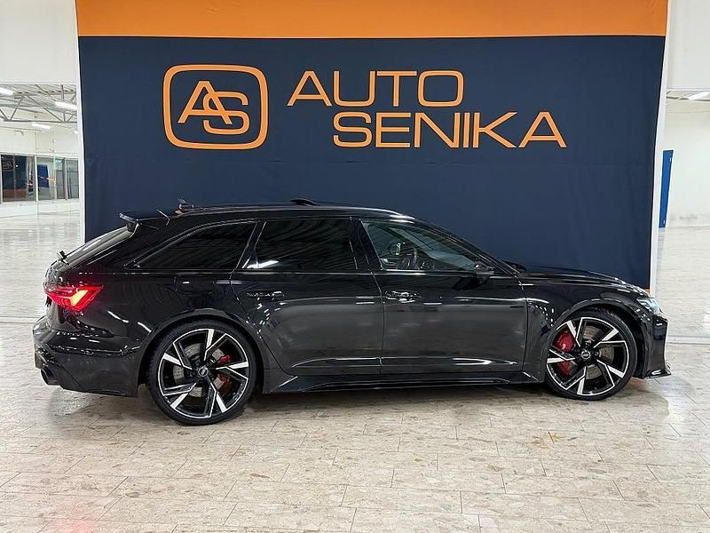 Begagnad Audi RS6 600 HK (441 kW) 2021 Svart Kombi